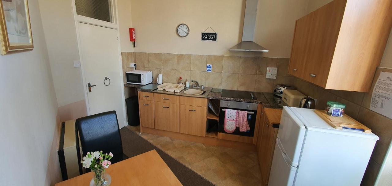 Parterre Holiday Apartments Sandown Esterno foto