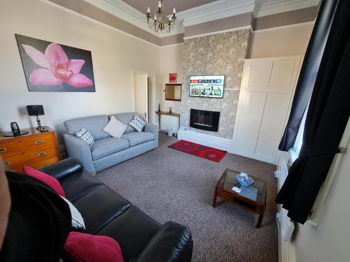 Parterre Holiday Apartments Sandown Esterno foto