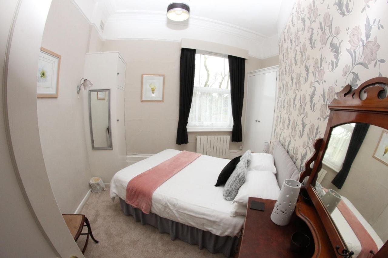 Parterre Holiday Apartments Sandown Esterno foto