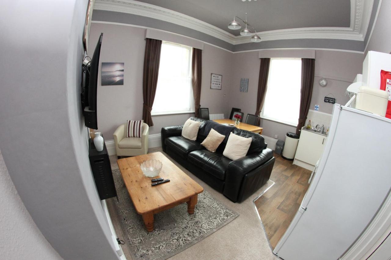 Parterre Holiday Apartments Sandown Esterno foto