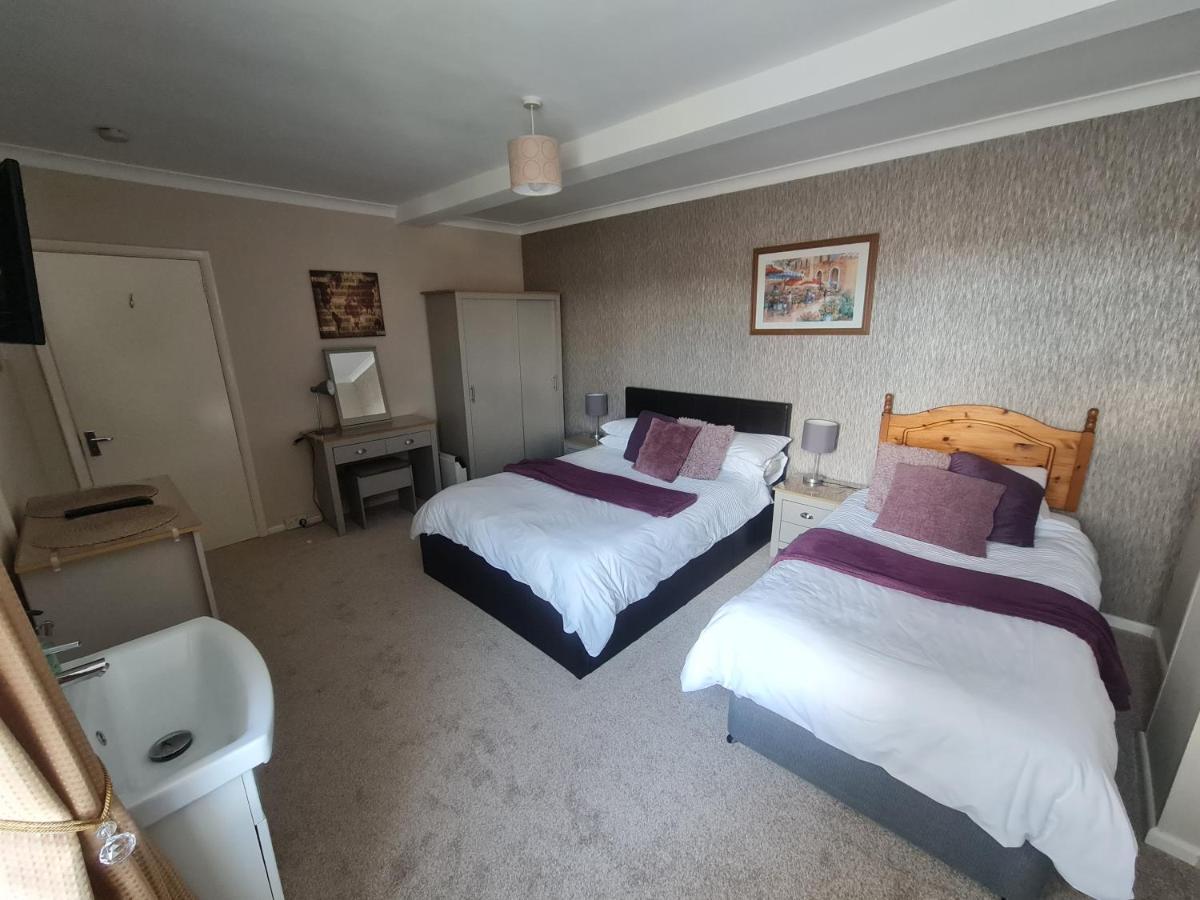 Parterre Holiday Apartments Sandown Esterno foto